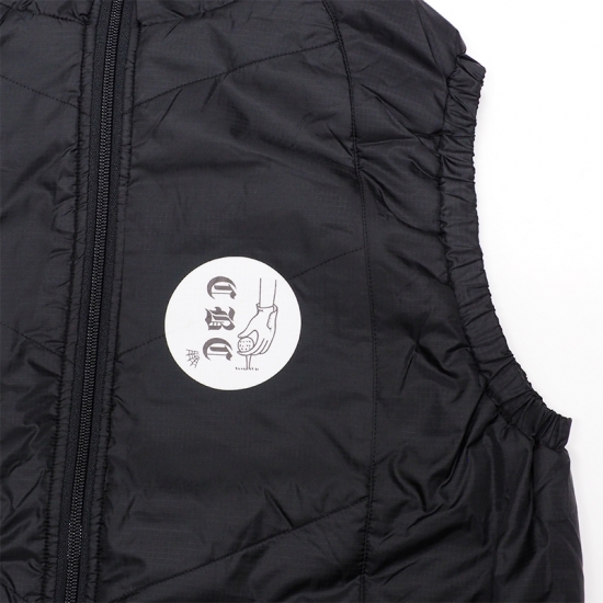 CenturionBoyz's tweet photo. 【軽くて丈夫なナイロンベスト】
◆NYLON VEST
CODE : CBC-006
SIZE：M～2XL
COLOR：BLK
MATERIAL : ナイロン100% (裏地 : ポリエステル100%)
#centurionboyzclub #cbcgolf #nylonvest #ak69 
Online Shop ↓↓↓
https://t.co/7j6kCTRIc4 https://t.co/Q9Hr4iBQkS