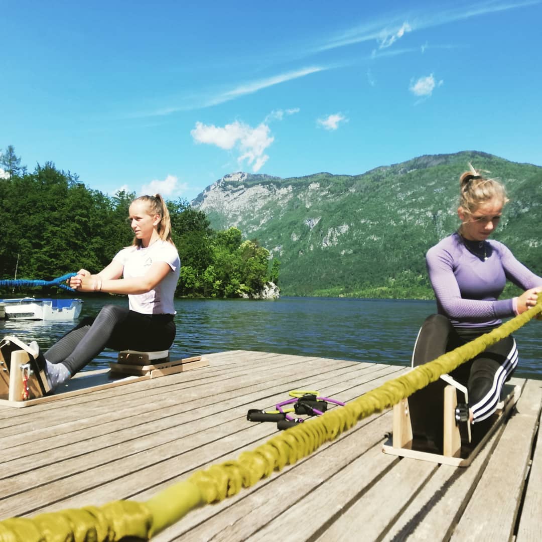 TrainInParadise's tweet photo. 🍀A few scenes from our yesterday's #BlockZero session.

📌What does your perfect stroke FEEL and LOOK like?
📌How do you make sure your training is taking you TOWARDS that stroke?

#traininginparadise #TiP
#TiPtechnique #paddleprecisio
#ICFsprint #planetcanoe #canoeeurope https://t.co/OkS45WexaW