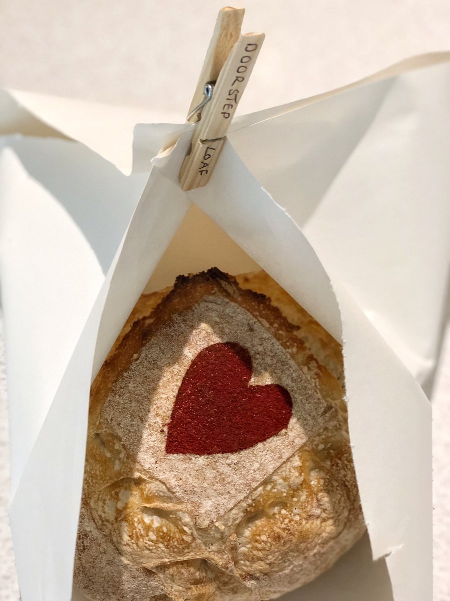 ChrisPulfer's tweet photo. Lovingly made fresh “doorstep” sourdough ready for my neighbourhood friends this morning ♥️♥️♥️
#helpingeachother #sharethelove 
#sharethebread 
#sourdough 
@Chernanko https://t.co/MjCT2t0W73