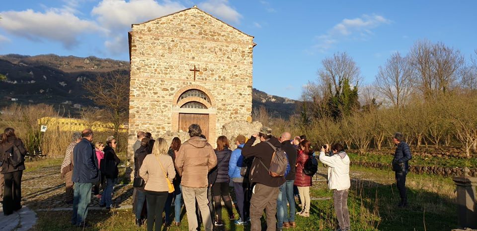 MuseoMAP's tweet photo. Buongiorno🌳! Iniziamo la giornata con i nostri itinerari 🚵‍♀️🚶‍♀️ percorsi nell'Ecomuseo dei Picentini (SA). Riscopriamo la bellezza che ci circonda con un turismo green e slow che tuteli l'#AmbienteMW e la natura. Chi viene con noi❓ #ClimateMW #MuseumWeek #TogetherNess https://t.co/DfHMMUSAgN
