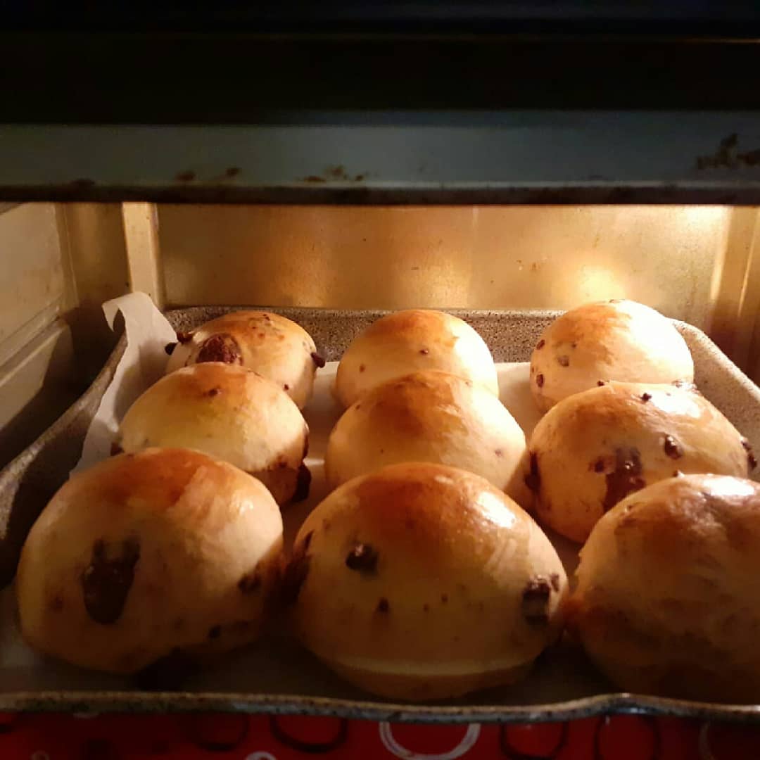 Ro01980's tweet photo. Appena sfornati, chi ne vuole uno?????
PANGOCCIOLI CALDI CALDI 😍😍
#15maggio #meteo #COVID #coronavirus #Food #colazione #fattoincasa #Covid_19 https://t.co/pt47wCpOJ9