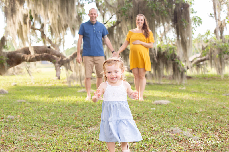 "The sunlight through the trees created a dreamy backdrop for these playful images." lttr.ai/QslK #Photographer #Jekyll_Island #SaintSimonsIsland #Family #Baby
