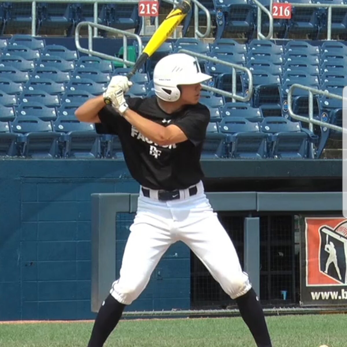 RedDragonBsbl's tweet photo. Today we start announcing our incoming 2020 recruiting class!
First up is Catcher Noah Frasca from St John the Baptist. Noah chose Oneonta because when he walked on campus it was very welcoming and felt like he was home! #futurereddragons https://t.co/IV6wEvE6aJ