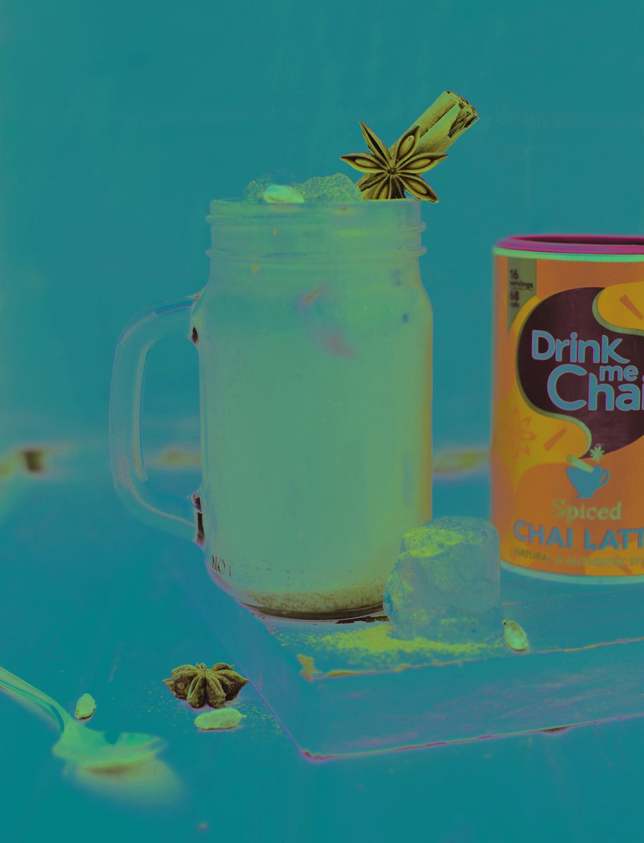 🌞 ICED CHAI LATTE 🌞
Our favourite way of enjoying Chai Latte’s in the sun! 
If you’ve never given one a go then we think it’s definitely time you did 🕓

You can pick up our little pink tub in selected Tesco, Asda, Sainsbury’s &amp; Morrisons stores or online through Amazon.