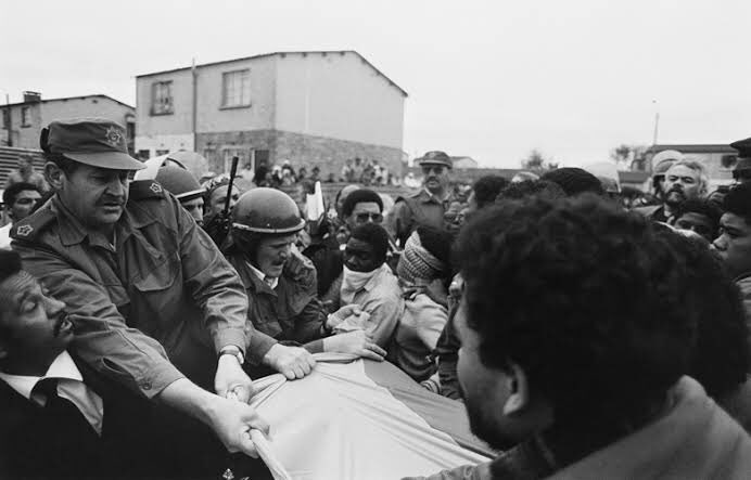 YoungstaCpt's tweet photo. HERITAGE SITE 1: Bonteheuwel, Freedom Square - During the youth struggle Freedom Square was a place for congregation &amp; polictal meetings. Ashley Kriel was a activist from Bonteheuwel who mobilized the youth in the 1980s. He was killed by police @ 20yrs old https://t.co/IrTNynnNHK https://t.co/Rage4hogeB