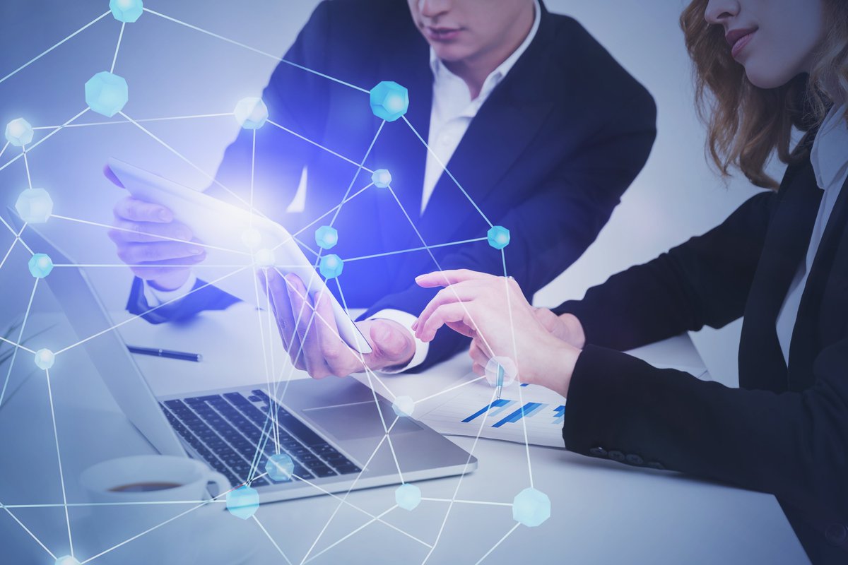 sgstechnologie's tweet image. Blockchain technology is a decentralized ledger that enables the transfer of data across multiple systems. 

More Details - bit.ly/2y3Ron2

#blockchain #blockchaintechnology #blockchainforbigdata #BigData #database #technology