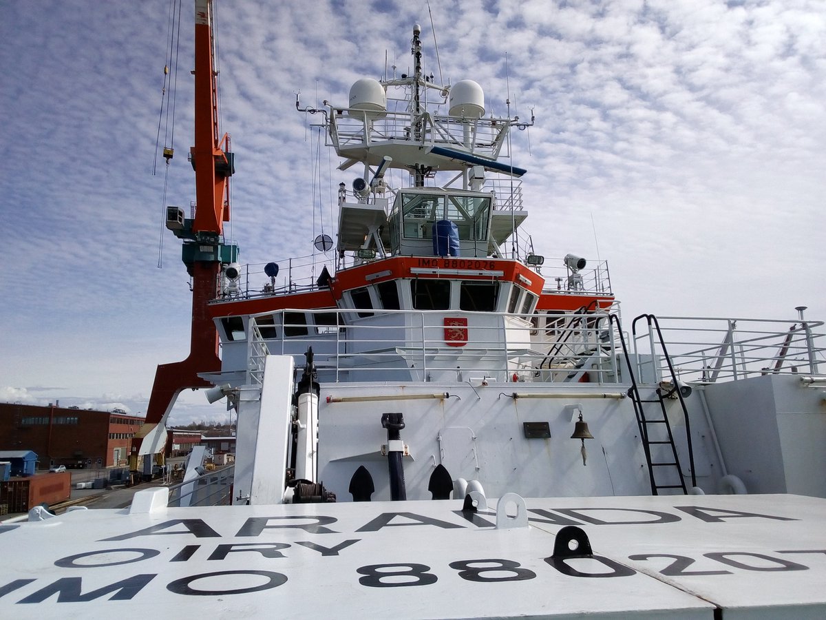 koivula_hannu's tweet photo. GNSS receivers are installed to Aranda at port of Rauma. It's time to move from simulations to reality.
#Istlab @fgi_nls #fgigeogeo @Maanmittaus @SYKEinfo https://t.co/bASQ5ltGj9