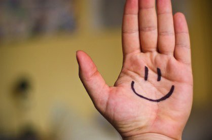 GaitaDan's tweet photo. 🤩...o zi de poveste!
De poveste cu happy-end in conditiile in care pacientii cu boli CV sau cu risc CV crescut sunt tratati optim, in principal cu triada de preventie: IECA(sartan),statina, antitrombotice + betablocant in caz de IM, ICC sau HTA. #CNP #CardioTwitter @SRCCardio https://t.co/4arp3rYJYc