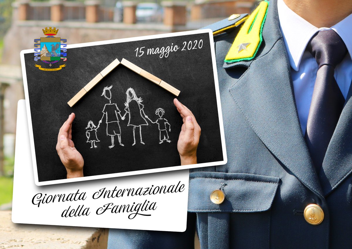 Guardia Di Finanza La Famiglia E Lo Specchio In Cui Dio Si Guarda E Vede I Due Miracoli Piu Belli Che Ha Fatto Donare La Vita E Donare L Amore San