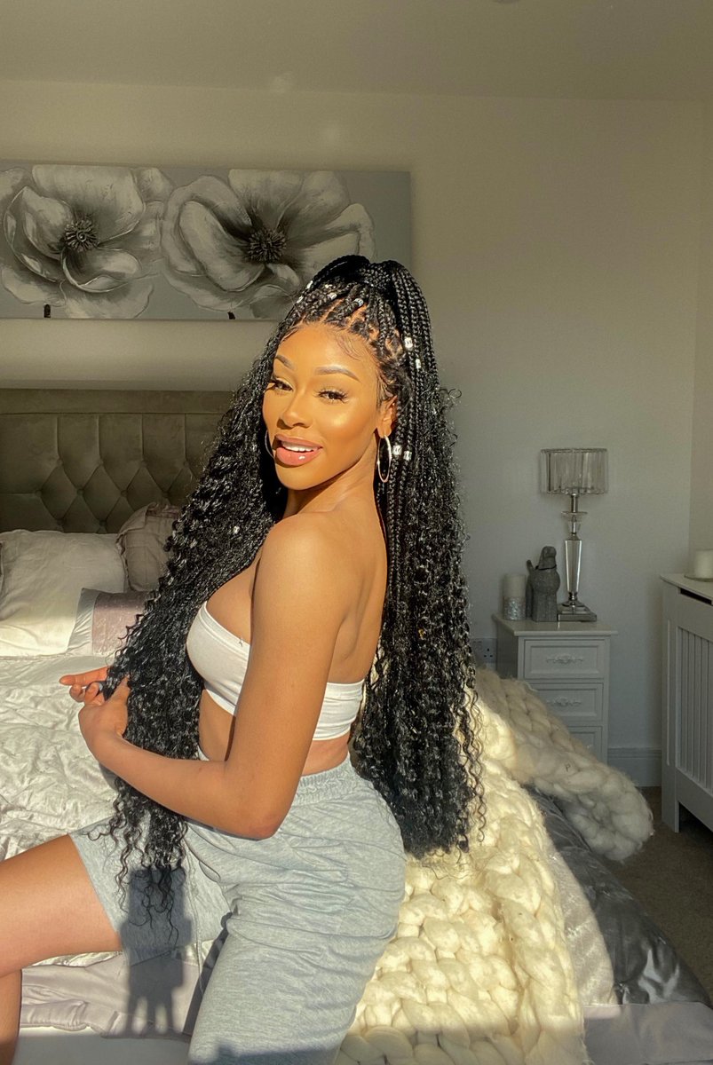 itsmariammusa's tweet photo. Would you believe me if I said it’s a wig? ✨ https://t.co/kk6BXLD00c