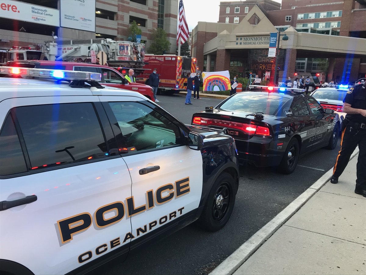 Oceanport_PD's tweet photo. Last evening the Oceanport Police along with many other first responders greeted our health care workers at Monmouth Medical Center with a show of appreciation and support. #hero #monmouthmedicalcenter.. https://t.co/mb6hkTkaik