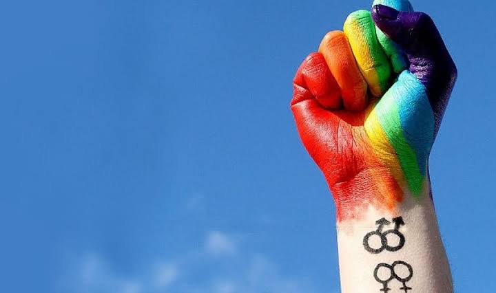 PMovimiento's tweet photo. #NotaDelDía | 17 de mayo Día Internacional contra la Homofobia, la Transfobia y la Bifobia.

Conversamos sobre la discriminación contra las personas homosexuales, bisexuales y transexuales. Nos acompaña la Dra. Siobahn Guerrero Manus, filósofa e investigadora en la UNAM. https://t.co/0Mz7dM1fNC