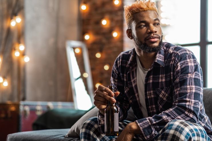 Is alcohol becoming the anaesthesia by which we are enduring lockdown? We explore what happens when brain and body get too used to increased #alcohol consumption, why withdrawal symptoms occur - and how to spot them. #alcoholawareness #addictionawareness loom.ly/O6rdKEk