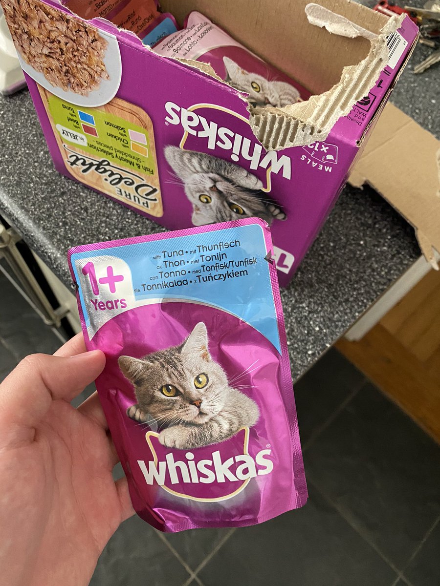 TobyJorgeEaton's tweet photo. @whiskas_uk a little annoyed when I purchase a pack of the new ‘Pure Delight’ range, as my cat adored the sample we received, only to find just the standard original pouches inside! I think there’s an issue with your production line! #unhappy #disappointedcat https://t.co/eosiTDvLNT