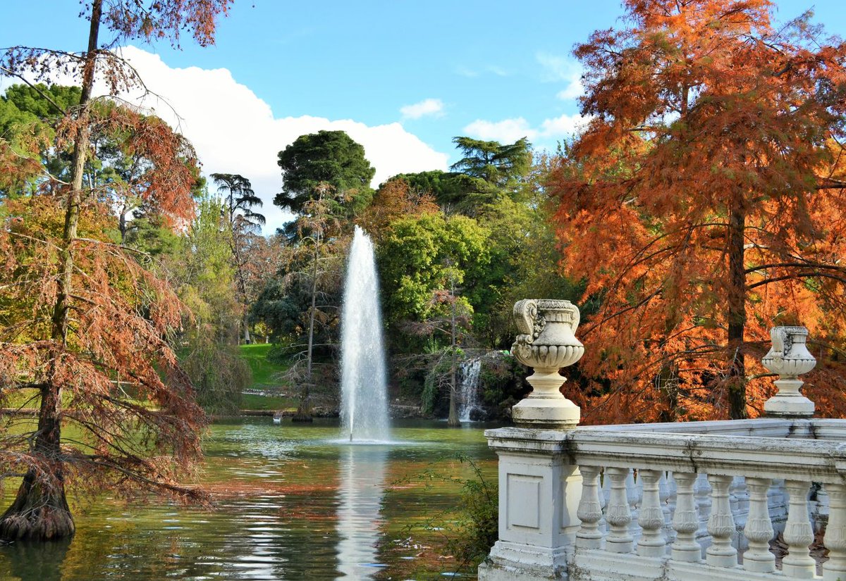 _ElRetiro's tweet photo. Madrid: no hay ninguna villa más agradable, hermosa y oportuna, como escribió Lope de Vega. ¡Feliz San Isidro! https://t.co/klqQ2cgdjJ
