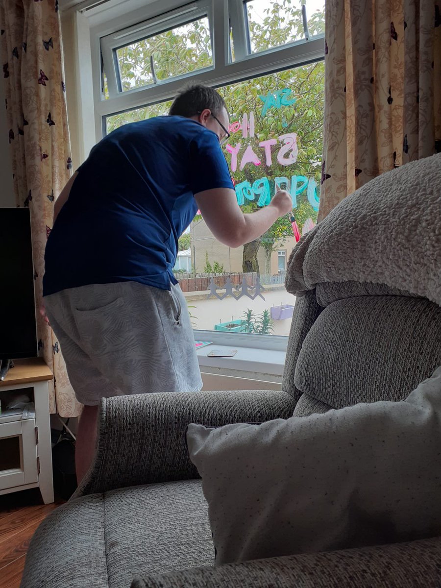 MaddieNowGroup's tweet photo. Participant Alex loves to clap on Thursdays in support of the NHS and key workers.. yesterday he got creative window painting! Absolutely love this, great job Alex🌈👨🏻‍🎨
#PicassoInTheMaking #SupportNHS #NewSkills https://t.co/Ls9vA3KTjQ