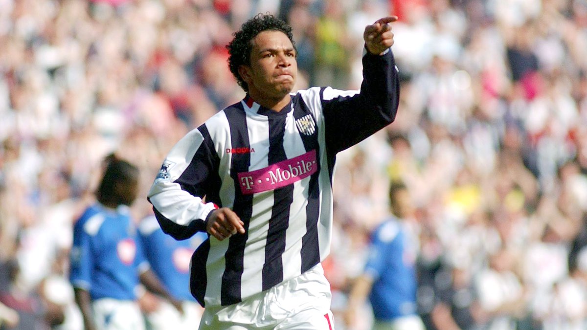 WBA's tweet photo. 𝟏𝟓 years ago today. 📸💙

We want your memories and photos! Leave them in the replies for the Albion Family to read and enjoy ⬇️

#OTD | #GreatEscape | #WBA https://t.co/WRVKoqC6oU