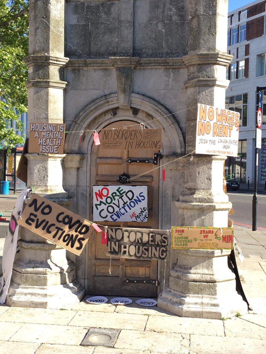 nadiaiona's tweet photo. 📣📣📣Lewisham @LDNRentersUnion members getting our demands heard in the era of social distancing.

✊🏽Join us https://t.co/OdiiJtZZzG 
#cantpaywontpay #suspendrent https://t.co/1HKMeOs0I9