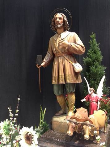 Zorionak Baserritarrei!!! 
Beraiei ezker, egunero jaten dugu!!!

Felicidades a los agricultores y ganaderos!!!
¡¡¡Gracias a ellos comemos todos los días!!!