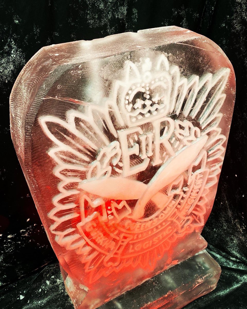 JohnIceAgency's tweet photo. Post pandemic mess party planned???? Vodka Ice Luges are perfect addition!!! See https://t.co/Zqz6J0NRaf #RMAS #warminster #Tidworth #sandhurst #aldershot #summerball #scotsdg #toptable #messdo #armylife #christmasball #larkhill #chivenor #lulworthcamp https://t.co/utx7RpMTW7