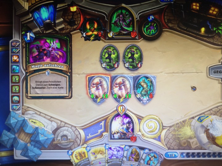 monototal's tweet photo. Demon Hunters nightmare.
#hearthstone #priest https://t.co/6ghZDbQ5mf