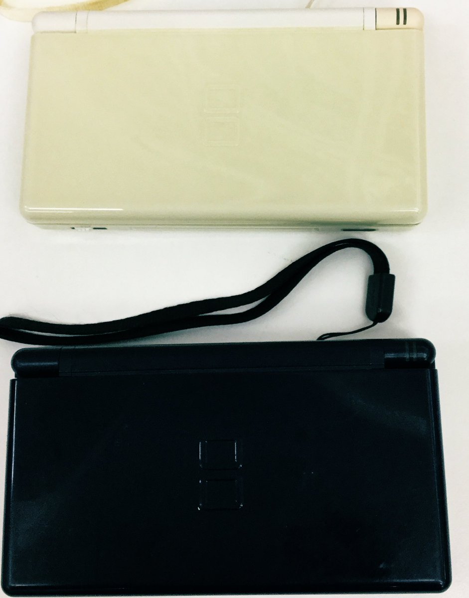 おじゃま館 西宮店 29日 30日に周年祭 売り切れておりました ｄｓlite 初代ｄｓ 売り場出しておりますー なんとこのｄｓ達はgbaソフトが遊べちゃいます 通信ケーブルなどは使えませんが充分遊べますよー スタッフは良くポケモン