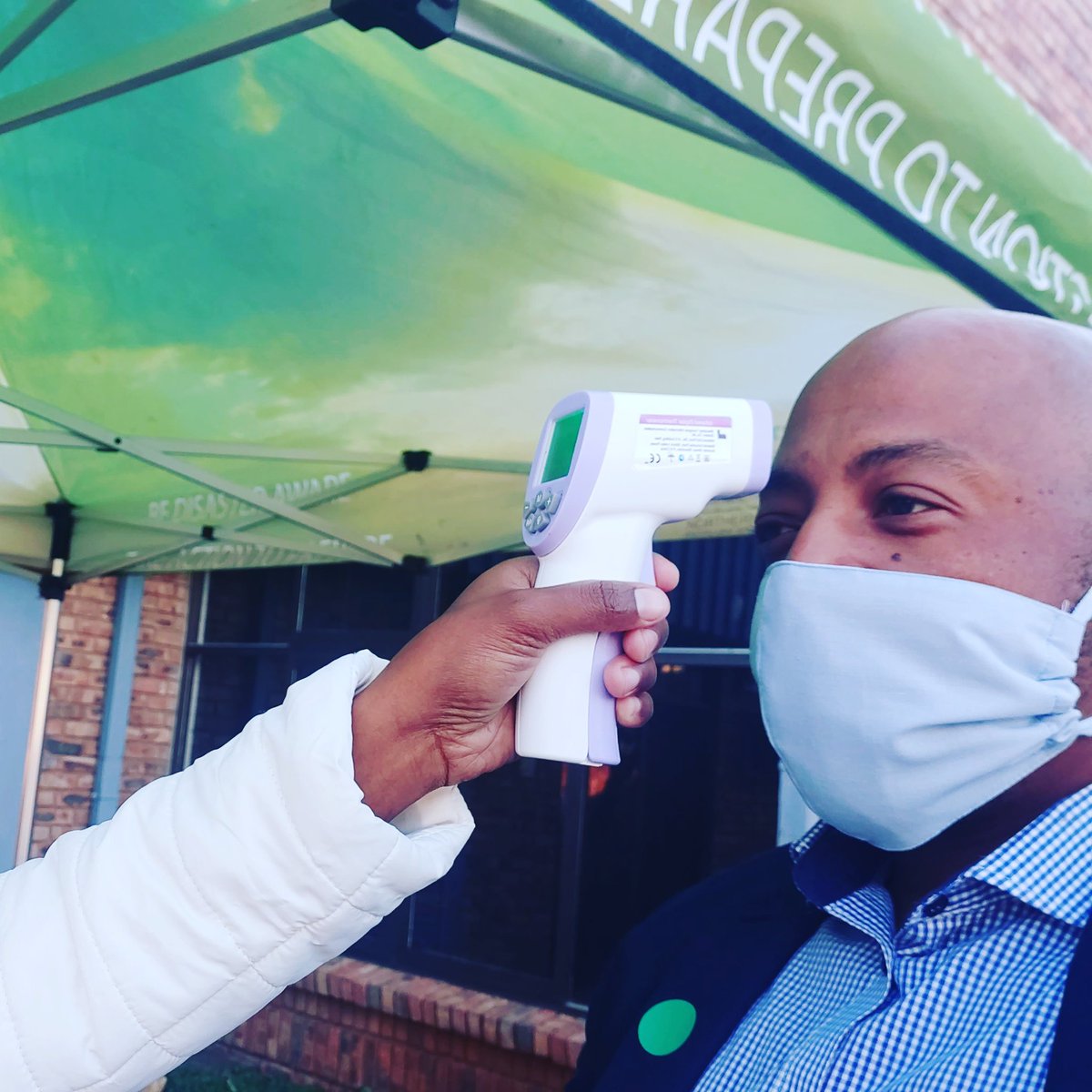 ngcobo_mc's tweet photo. Any idea about the job description 👇👇👇#COVID19inSA https://t.co/NaDfcG8SKS