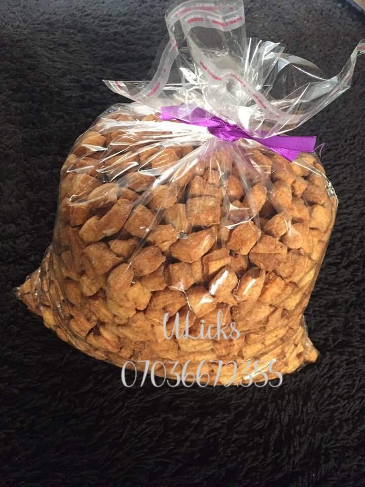 ubyicy's tweet photo. Good morning.  Do you have snacks at home for your visitors?  Let me be your delicious Chin chin plug? #AkwaIbomTwitter #MoneyHeist5 #Ramadan #HTGAWM #TachaTitansMemories #Ulicks https://t.co/Gte1dwwJjI