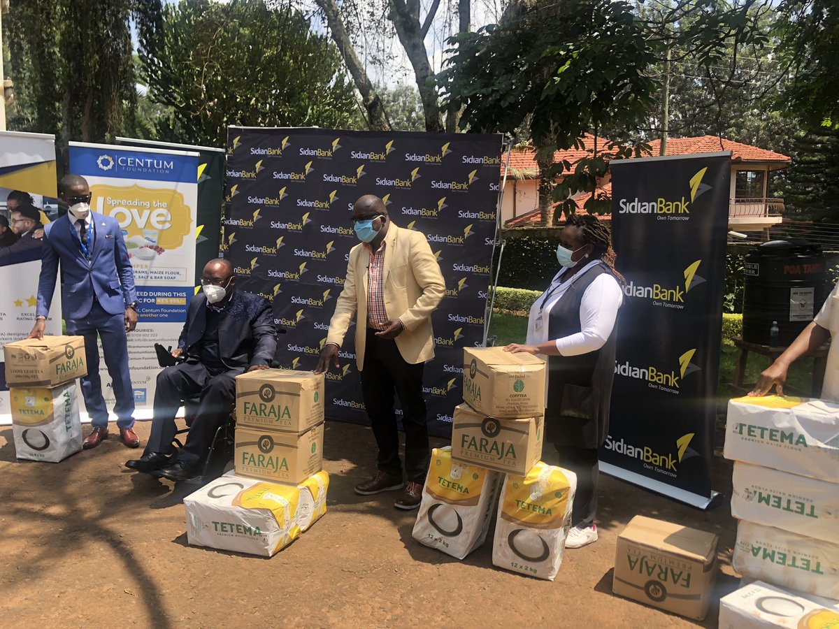 SidianBank's tweet photo. Sidian Bank and Centum team hands over the food hampers to the MP, Tim Wanyonyi that will help 500 families for at least 2 weeks.
#supportingfamilies
@MastercardFdn @CentumCares @AjiryKE @CentumPLC https://t.co/TZDbpki1mL
