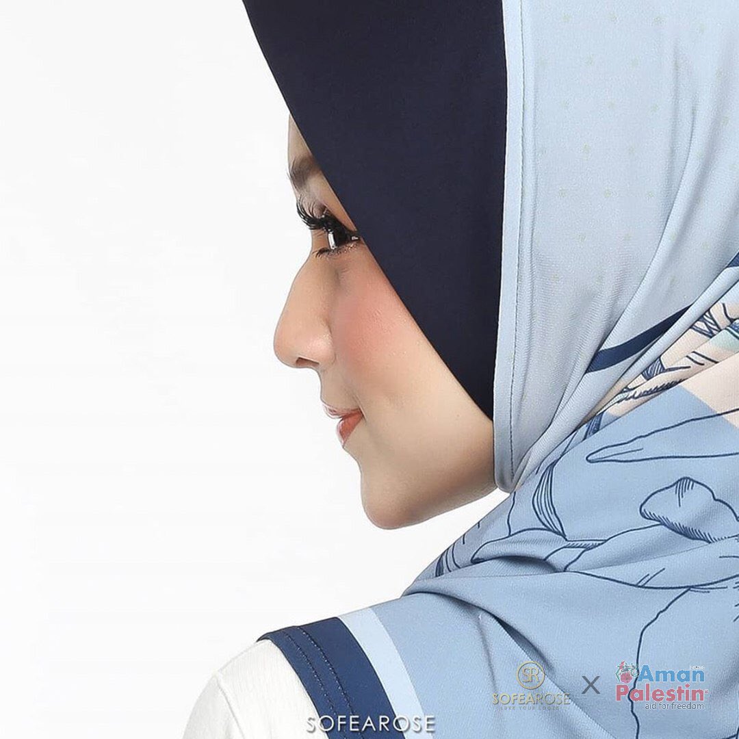 AmanPalestinMY's tweet photo. #sofearose | 📦NAK HADIAHKAN APA UNTUK ORANG YANG TERSAYANG? 📦
.
😱 Raya dah dekat, tapi belum beli apa-apa lagi untuk yang tersayang!
.
🎉Peluang Bergaya sambil Beramal bersama #SofeaRoseXAmanPalestin dalam kempen #AMAN10!!!
Jom dapatkan info!
https://t.co/W7yL2qt4EB https://t.co/oeARM3FEIC