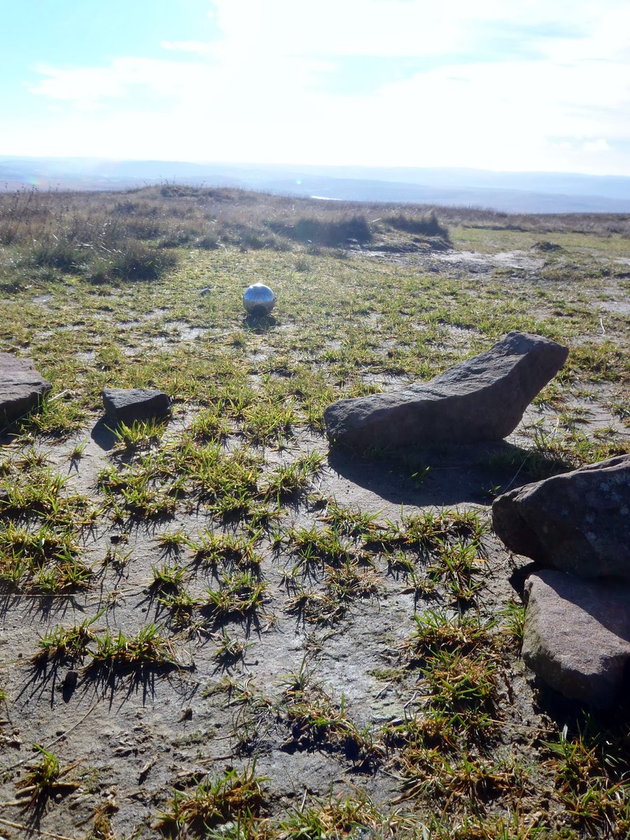 ExtremeBoules's tweet photo. '... yr oedd popeth yno  - tan a chysgod, llyn ac afon, mynydd a nefoedd.'  T.H. Parry-Williams https://t.co/J2nIyuu7wv