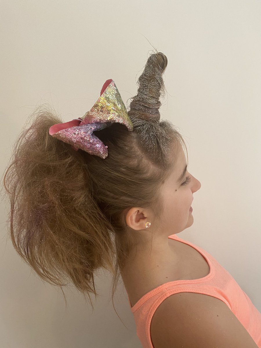 ClareShewring84's tweet photo. So because Amelia is the House Captain for Unicorns she wanted to have crazy unicorn hair for her Lockdown SATs paper on โCrazy Celebration Hairโ ๐ฆ๐ #lockdownSATs @GreystokePS @GPSMrWalker @GPSMrsRoberts #year6rocks #greystokerocks #unicornhair https://t.co/KOCVEujBjj