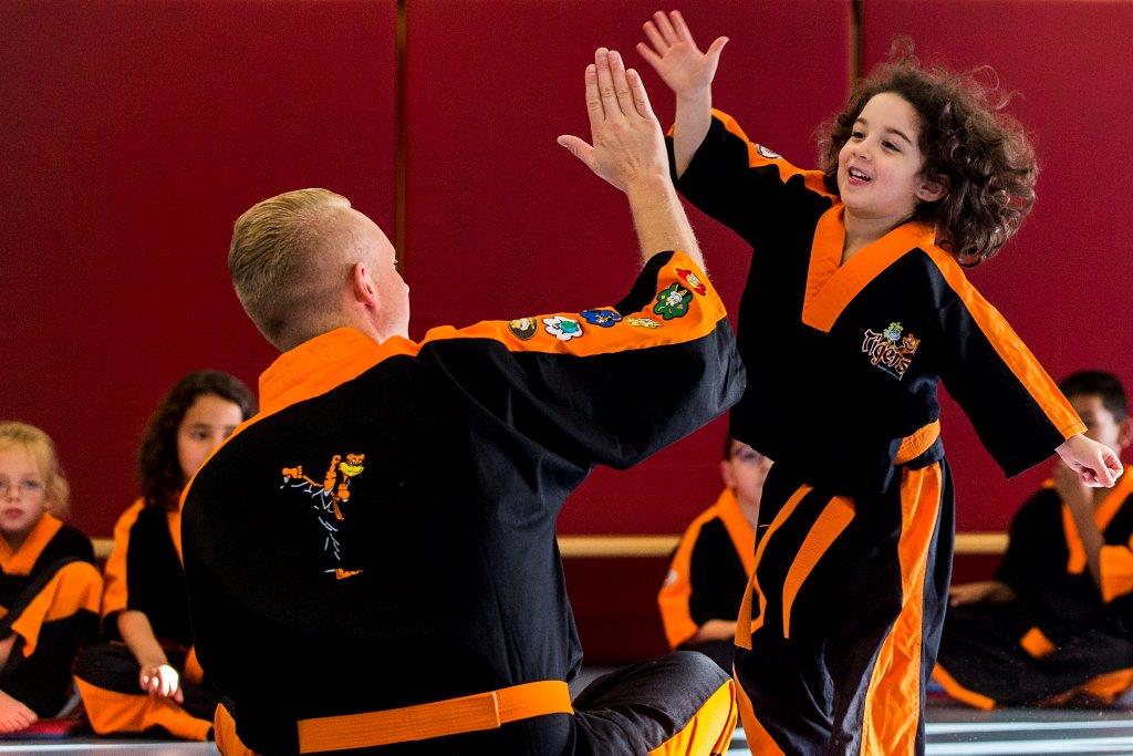 Onze interventie Tigers op recept heeft recent de status 'goed onderbouwd' gekregen! Samen met <a href="/mulierinstituut/">Mulier Instituut</a> hebben we hier hard voor gewerkt. Tigers is gericht op kinderen van 2 - 6 jaar met (risico op) overgewicht. Check voor meer info bit.ly/3612fL7 #interventie