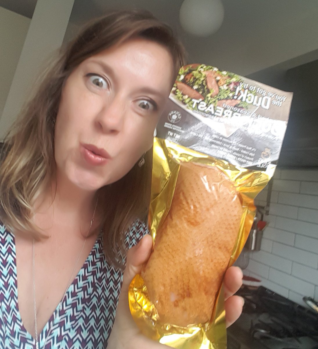 chefshonah's tweet photo. Excited for @kingcoleduck sample delivered for #duckyoureit #trytheduck #stayathome chef game #recipechallenge #getcreative #getcooking https://t.co/FOJ8rJqIna