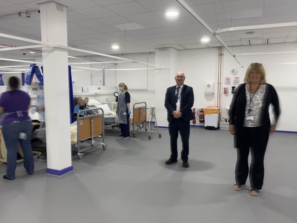 A warm welcome to our Chief Exec Simon Dean &amp; Area Director @jonesynant who spent some time this morning reviewing all the hard work &amp; input from our excellent staff at the Ysbyty Enfys Hospital 🌈