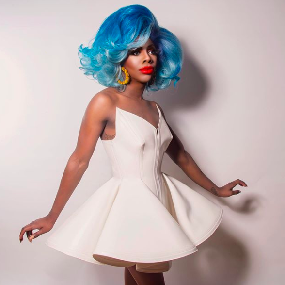 Stonewallhousin's tweet photo. 📣📣OMGGG Announcing our HEADLINE ACT for Saturday... it’s only Miss Honey Davernport! Joining us all the way from the states to close the House of Stonewall Festival! YAS we can’t WAIT to have you absolute Queen 👑 💋@Honey_Davenport https://t.co/aOvZ5GFNb9