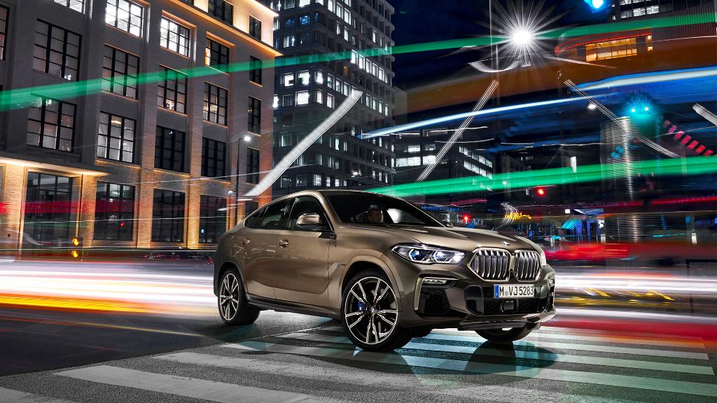 BMW tweet media