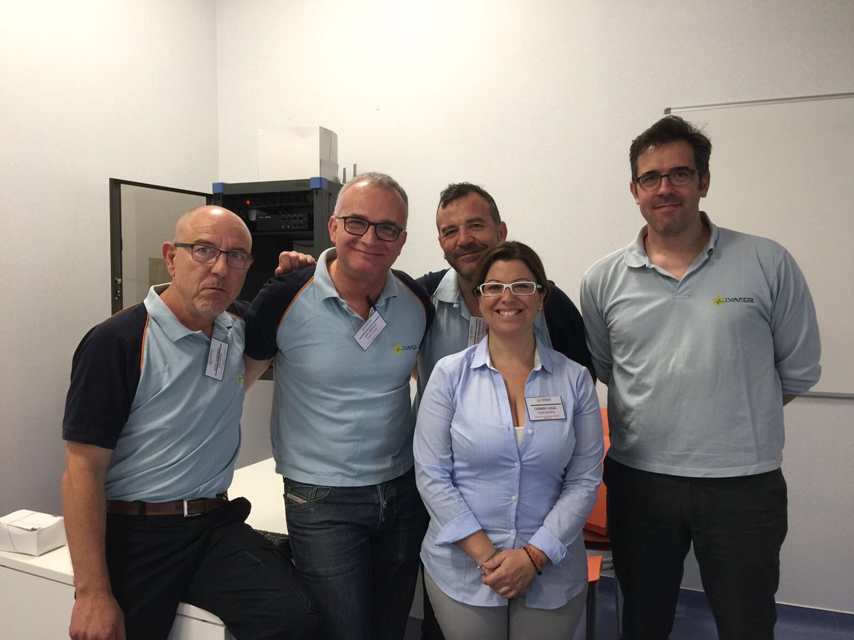 ivaferorg's tweet photo. Nuestra familia está rota. Se nos ha ido nuestro compañero y amigo Luis Mifsut. Ya no será nada cómo antes. Te queremos Luís. 😭 https://t.co/L9MDmxBKCG