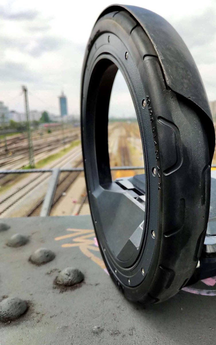 We will come back from the #homeoffice next week, as a lot of people do.

Traffic can change. Let our cities remain car-free. Let the cities breathe. Less traffic jams, less limitations.

Let´s make our cities greener and safer.

#urbanmobility
#emobility