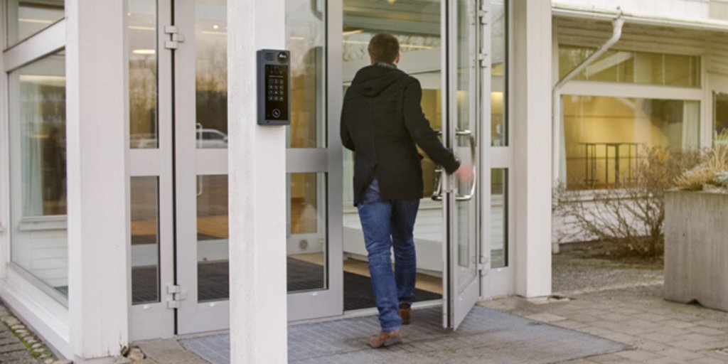 Axis_DACH's tweet image. Ist eine offene Lösung gleichzeitig eine flexible Lösung? #Sicherheit beginnt schon an der Tür! Unsere Edge-basierten Lösungen für eine professionelle und effektive #Zutrittskontrolle sind flexibel, proaktiv und je nach Installationsgröße skalierbar: bit.ly/361SmwE