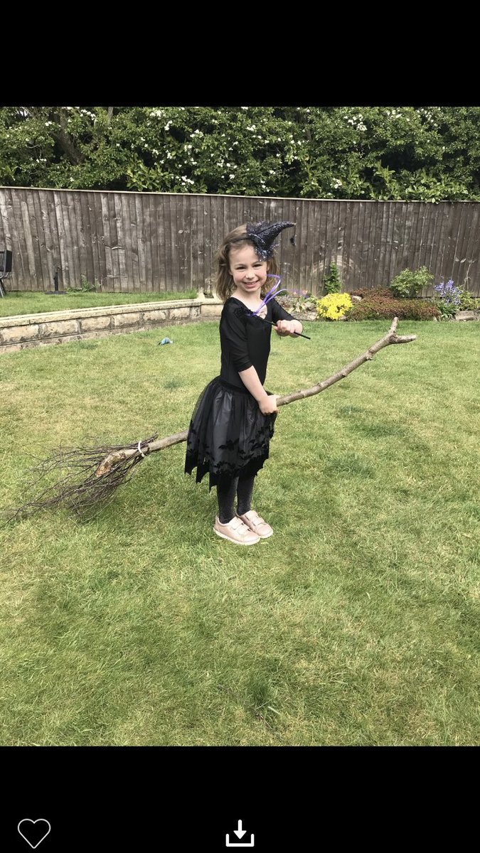 christinasperd1's tweet photo. RS have been busy making their own witch broomsticks this week! Some fabulous creations with natural objects....and some friends even got into character by dressing up! 🧙‍♀️ #juliadonaldson #witch #broomstick #homelearning #EYFS @sandalps @ChristinaSperdu https://t.co/4QpmWuwtbe