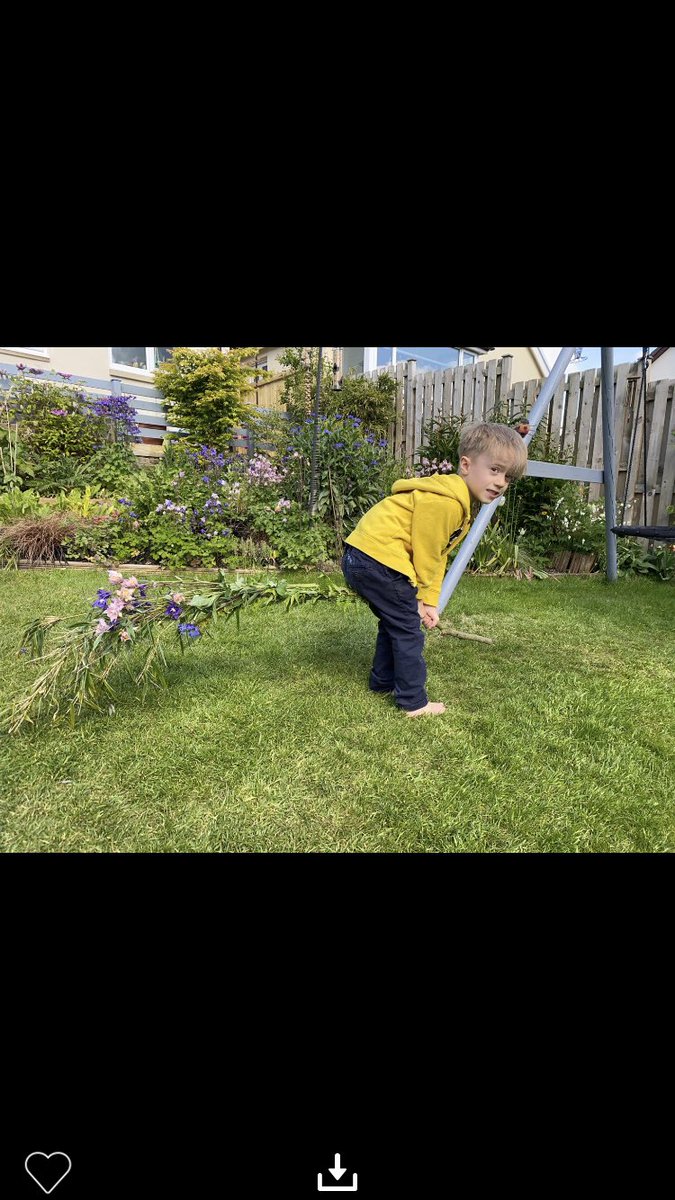 christinasperd1's tweet photo. RS have been busy making their own witch broomsticks this week! Some fabulous creations with natural objects....and some friends even got into character by dressing up! 🧙‍♀️ #juliadonaldson #witch #broomstick #homelearning #EYFS @sandalps @ChristinaSperdu https://t.co/4QpmWuwtbe
