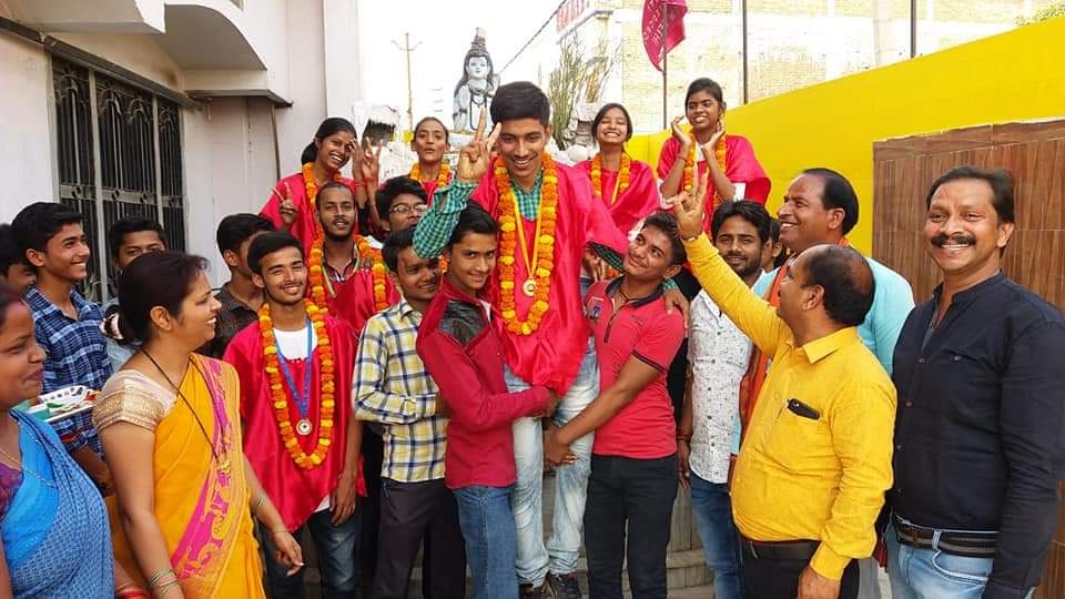 Anoopkhare4bjp's tweet photo. #HappyFamilyDay
Everyone has their families but for Me my School Management are the real family members.
My students are my family
My teachers are my family
Happy family day😊
#respecttheteachers
#respecttheeducation https://t.co/IXHmWIthzu