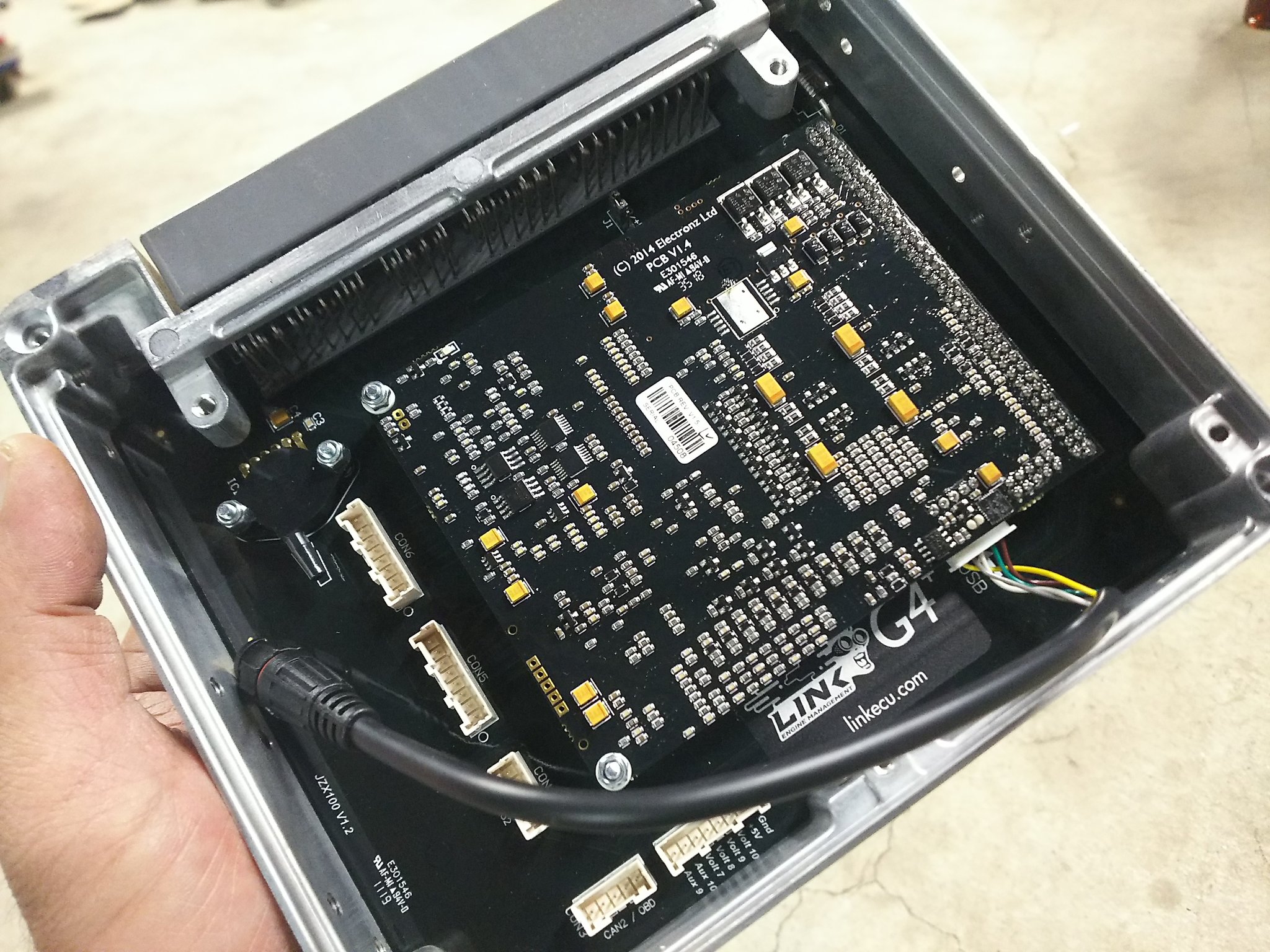 WORKS コンピューター JZX100 AT→MT SWAP ECU チェイサー JZX100の 