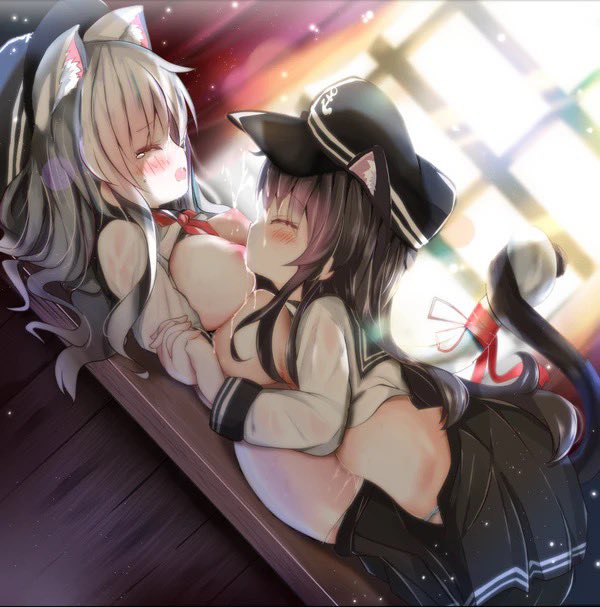 #自分のPixivブクマTOP3をあげる1000users入りしたので、割と印象に残ってます...><響×暁ちゃんは、pixivライブ中にデータ破損しかけたり、初めてデイリーランキング入りした作品なので特に思い出深いですいつも閲覧頂き、本当にありがとうございます(๑>◡<๑) 