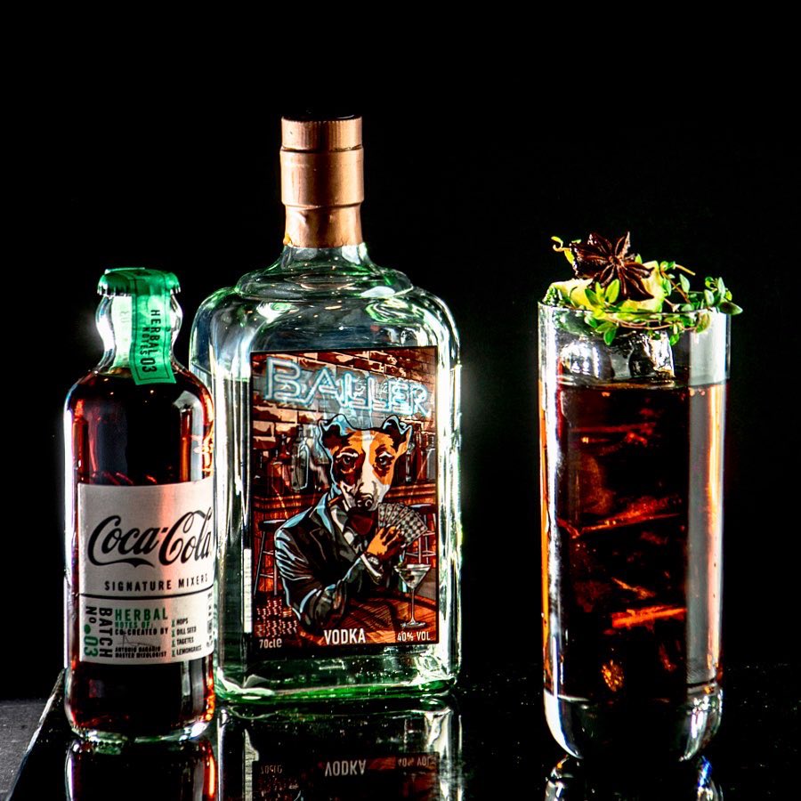HarpMann01's tweet photo. Having a Baller today with @BallerVodka and @CocaCola_GB Herbal Signature Mixer, &amp; more... to find out more check out the insta post! #cocacola #ballervodka #cocacolasignaturemixers 

https://t.co/HzTv3Sa9tQ https://t.co/PVhMWWGzBR