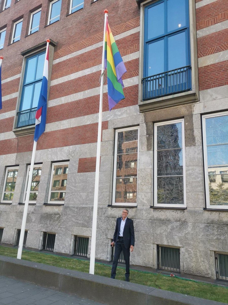 Aanstaande zondag is het de Internationale Dag tegen Homofobie en Transfobie. Met het hijsen van de regenboogvlag staan we daarbij stil. Iedereen telt mee en niemand mag om wie hij/zij is gediscrimineerd worden. #IDAHOT2020