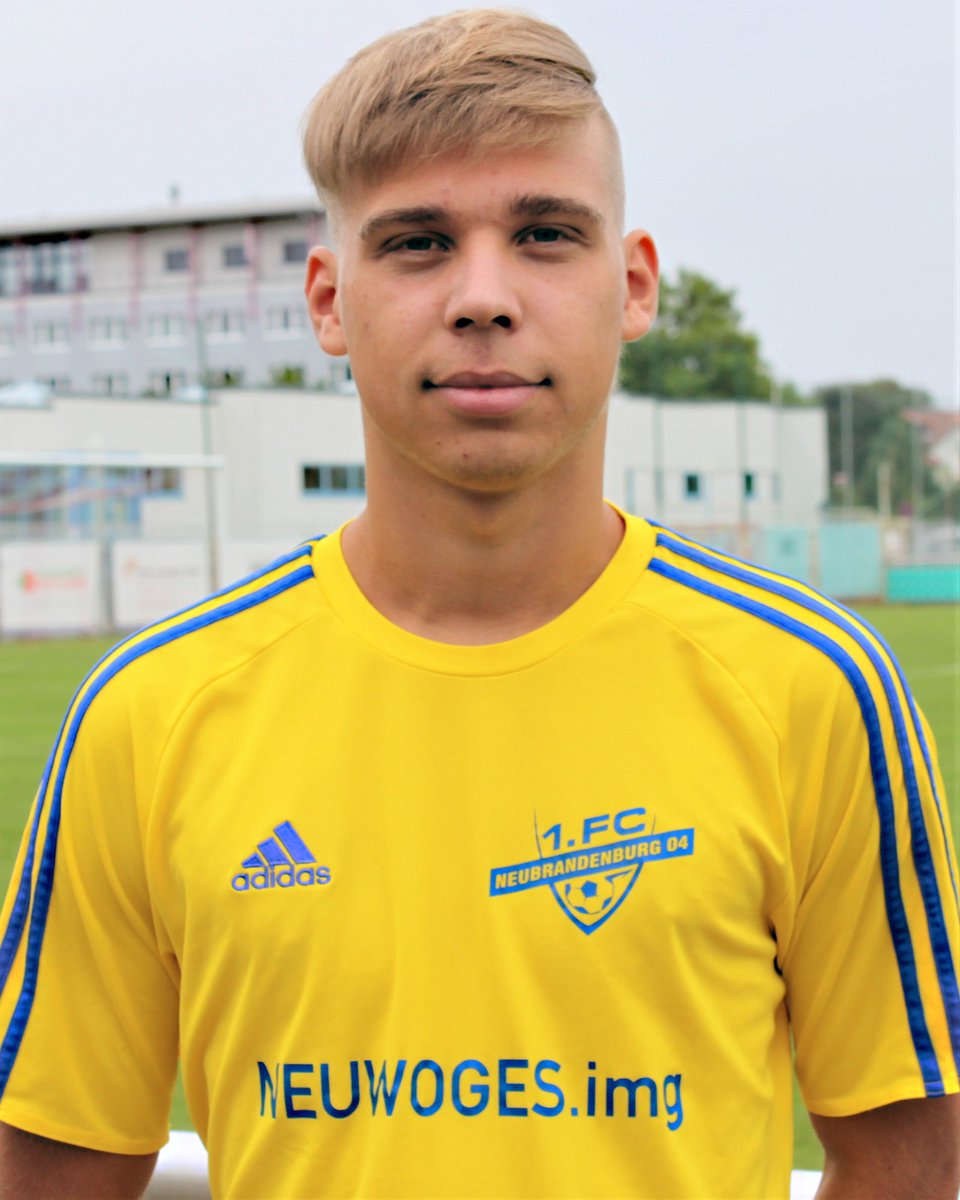 Jannik Witte verstärkt die Verbandsliga-Elf 🔵⚪️

Jannik kommt zur kommenden Saison ebenfalls aus der U19 zu den Männern! ⚽️

Wir freuen uns auf dich, Jannik! 💙

➡️ 1fcneubrandenburg04.de/kaderplanung-h…