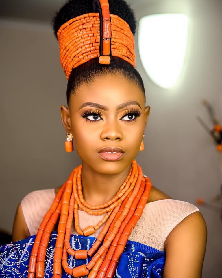 1015events's tweet photo. All hail the Benue Bride!ππΎ
Florah was all shades of beautiful.
#WhenThePlannerBecomesTheBride
#FG19 π
ββββββββββ
Event planner: @florah_signatures
Photography: @raremagic_gallery
Makeup: @nomey_jmakeovers
Beads: @la_cremebridals
Coordinations: @1015events @chocolateyevents https://t.co/SMXPVZ7s0j