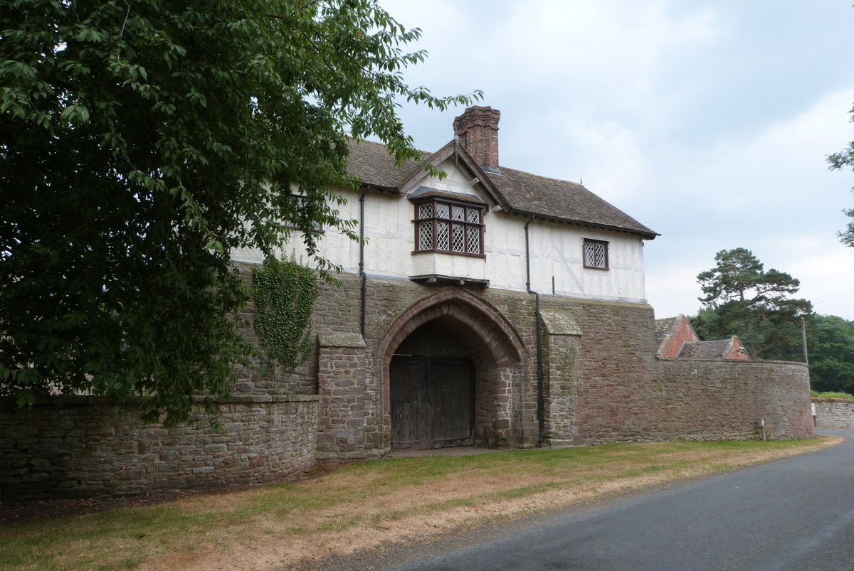 oh I've been here. Bromfield. It's one of those funny parish churches you couldn't believe was ever a monastery if it didn't have the gatehouse left. It was essentially a minster which became a dependent cell of Gloucester. It had a 17thc house built on the side which burnt down.